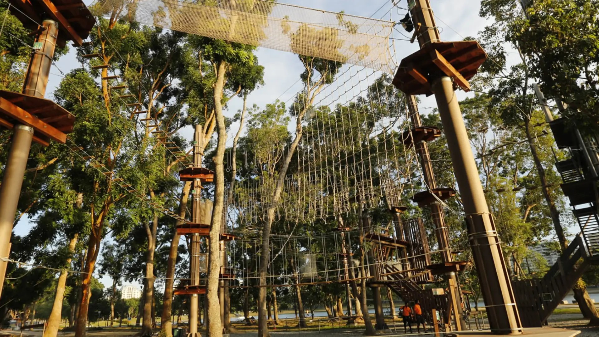 Course map of Forest Adventure Singapore showing the treetop obstacle routes and platforms.